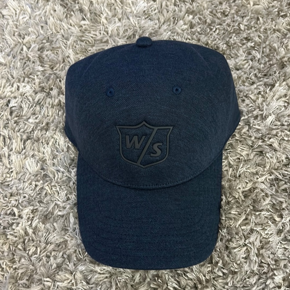 Wilson Staff adjustable Velcro strap hat (Navy)